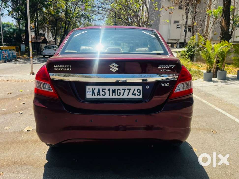Maruti Suzuki Swift Dzire 1.2 Vxi Bsiv, 2015, Petrol