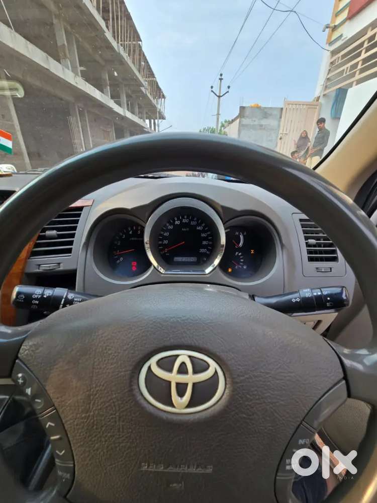 Toyota Fortuner Diesel Manual 2nd Owner 2012