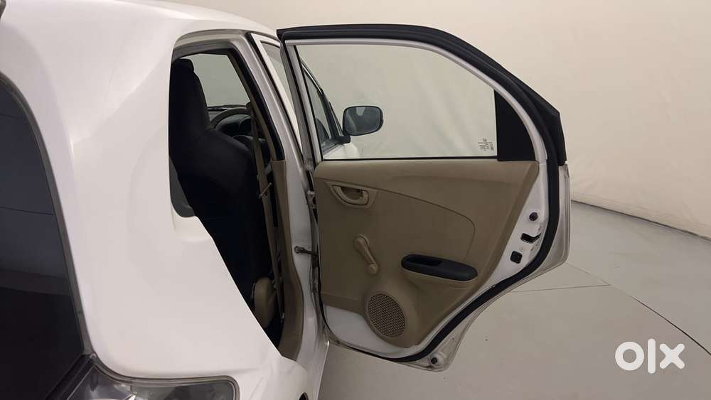 Honda Brio 1.2 E Mt, 2015, Petrol