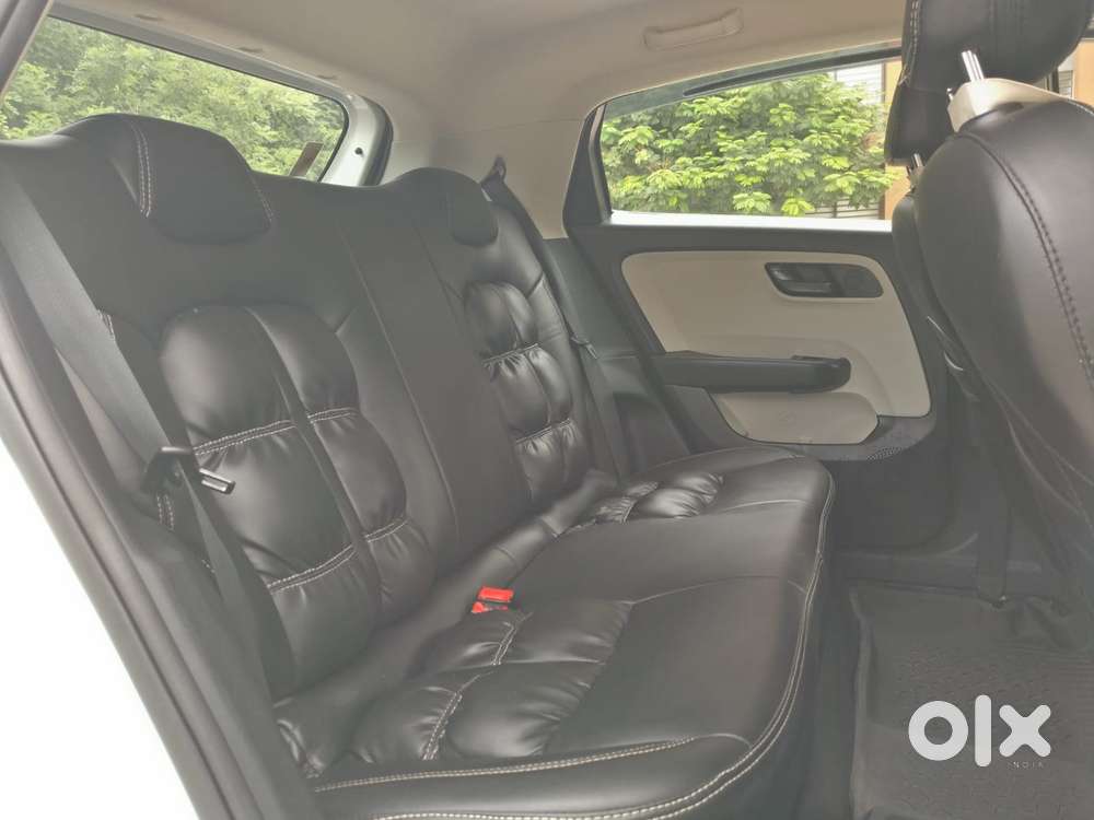 Tata Altroz, 2022, Petrol