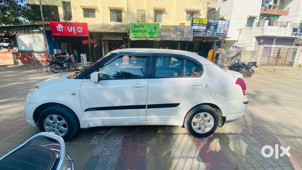 Maruti Swift Dzire Zxi 2011 October Mahina