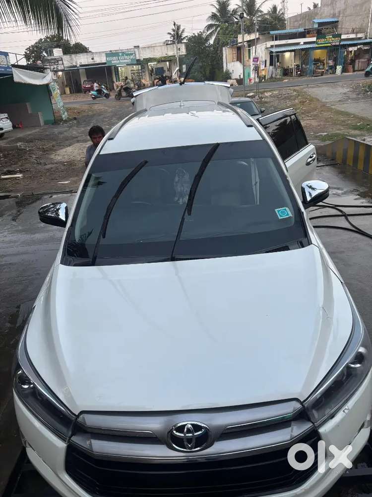 Toyota Innova Crysta 2020 Diesel 124000 Km Driven