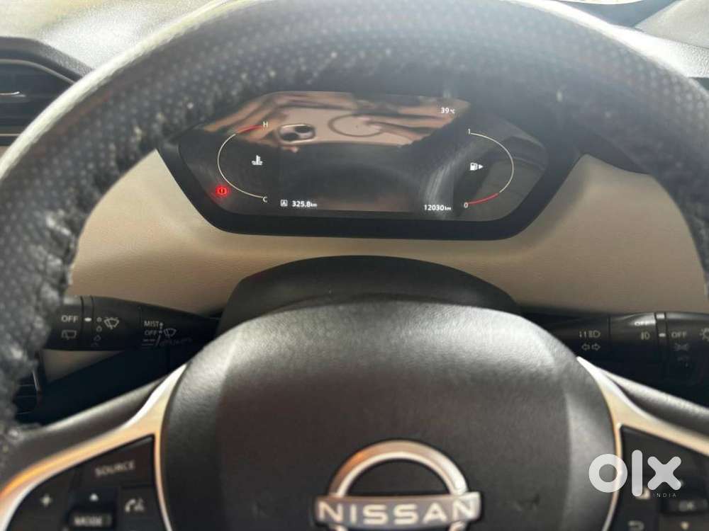 Nissan Magnite 1.0 Xv, 2022, Petrol