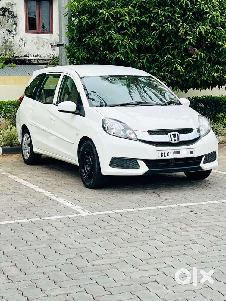 Honda Mobilio 1.5 S I-vtec Mt, 2015, Petrol