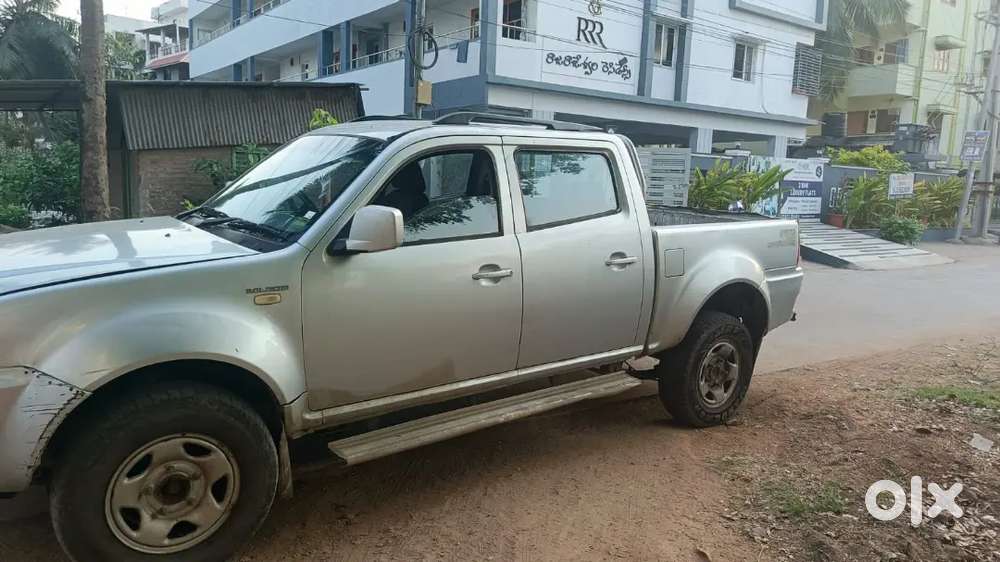 Tata Xenon 2015