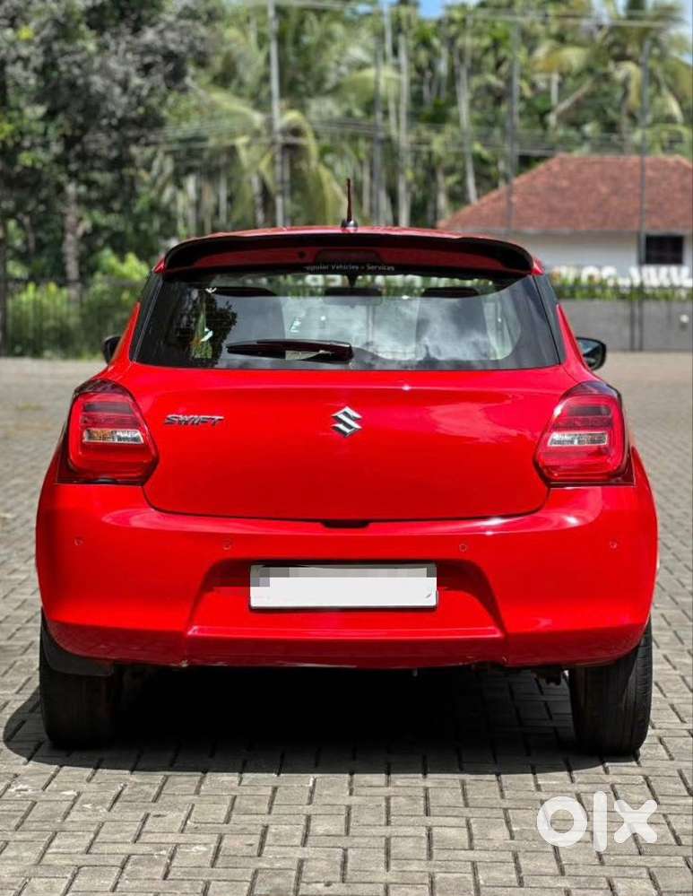 Maruti Suzuki Swift 1.3 Zxi, 2023, Petrol