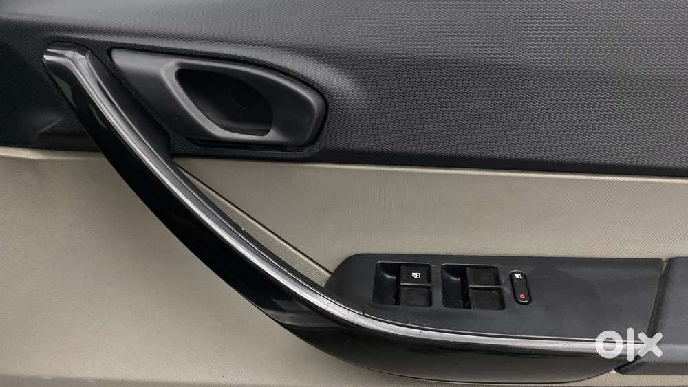 Tata Tiago 1.2 Revotron Xm, 2019, Petrol