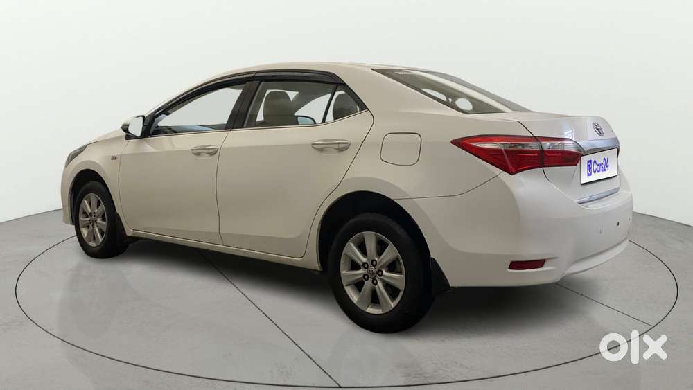 Toyota Corolla Altis [2014-2017] 1.8 G Cvt, 2016, Petrol