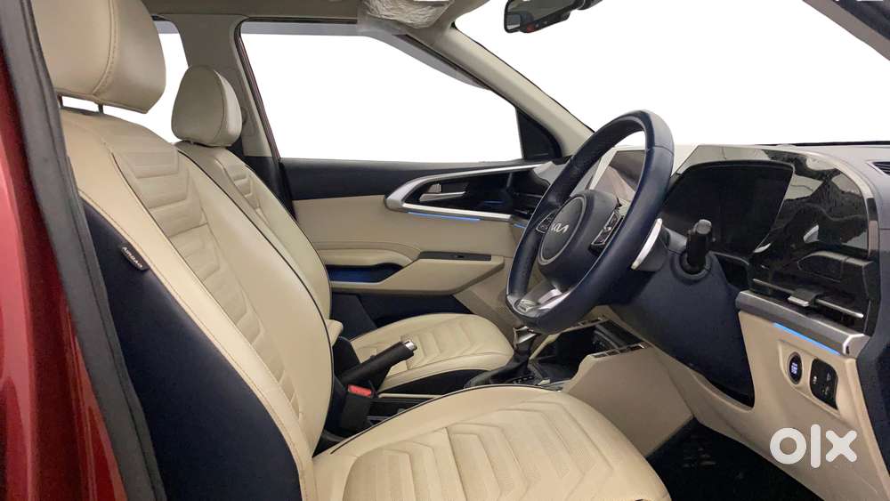 Kia Carens 1.4 Luxury Plus Dct 7 Str, 2022, Petrol