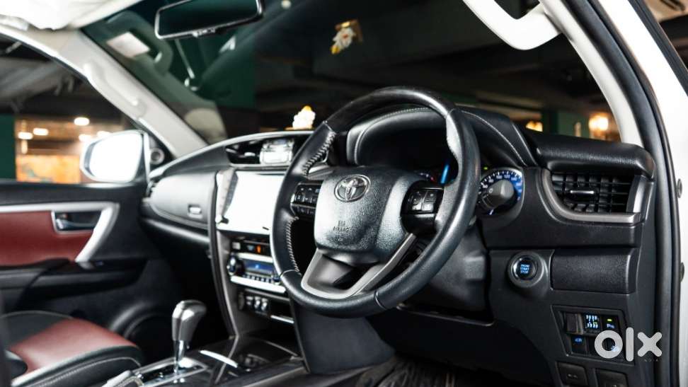 Toyota Fortuner Leader Edition (at), 2025, Diesel
