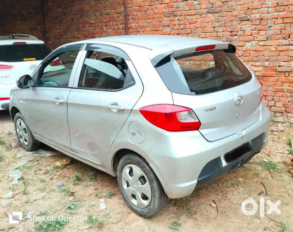 Tata Tiago 2018 Petrol 90000 Km Driven