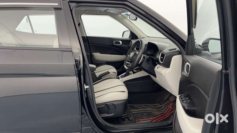 Hyundai Venue 1.0 Sx (o) Turbo Dct, 2023, Petrol