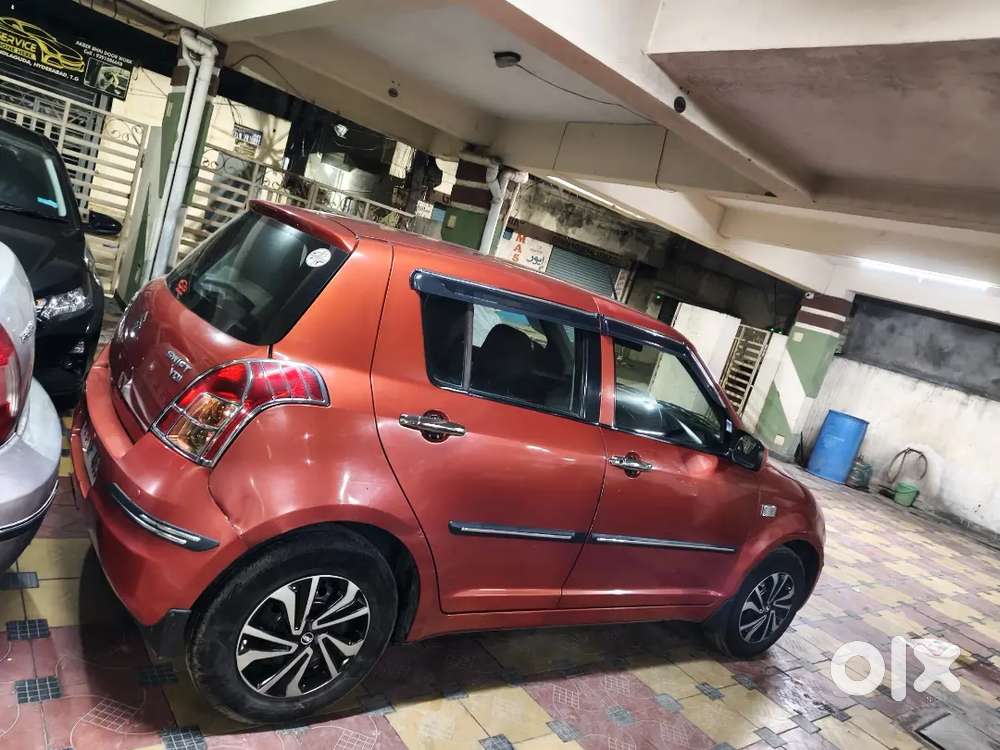 Maruti Suzuki Swift 2011 Diesel 93083 Km Driven