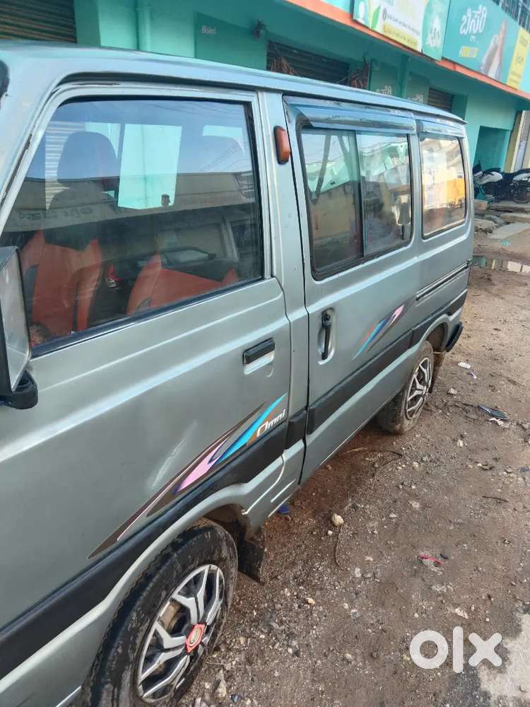 Maruti Suzuki Omni 2009mpfi