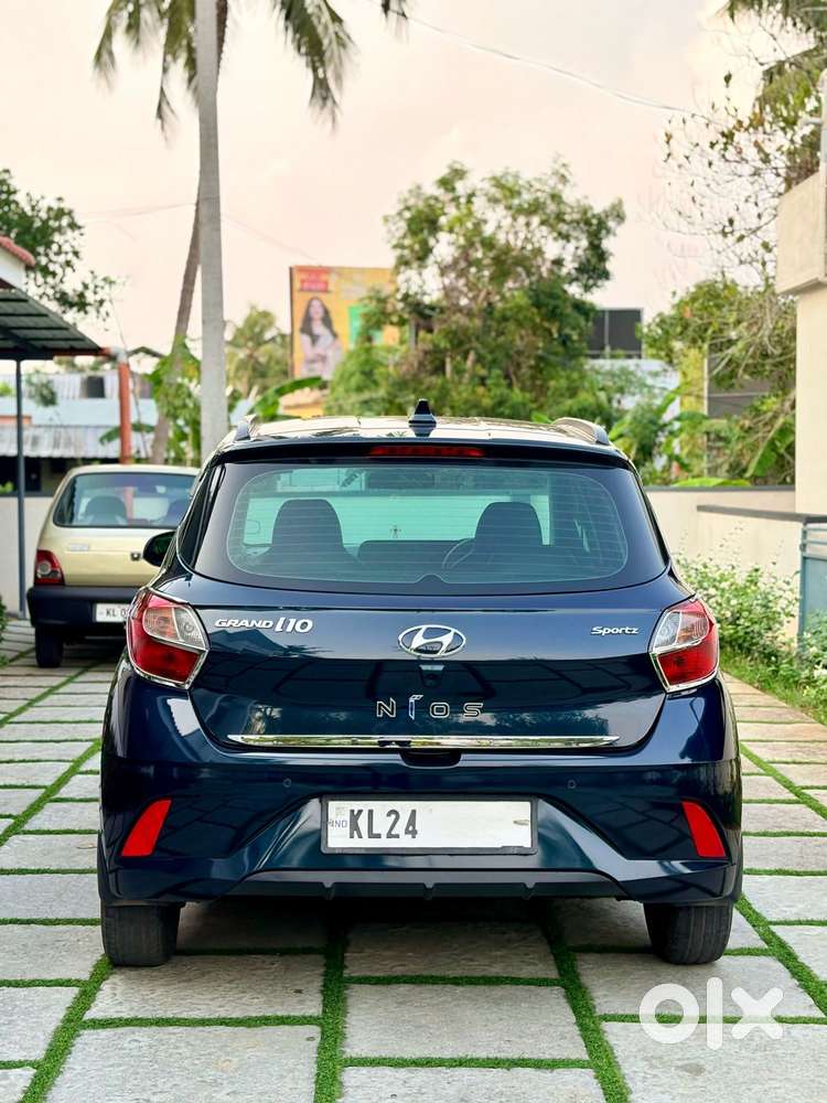 Hyundai Grand I10 Nios Sportz, 2022, Petrol