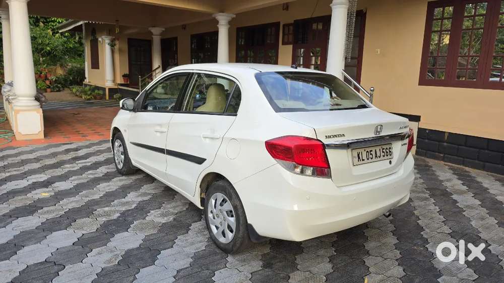 Honda Amaze Diesel 2014