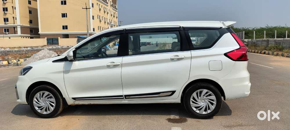 Maruti Suzuki Ertiga 1.5 Vxi, 2024, Petrol