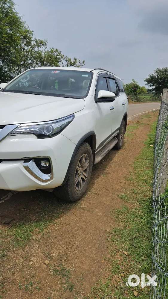 Toyota Fortuner 2017 Diesel Well Maintained All New Tyre Yokohama