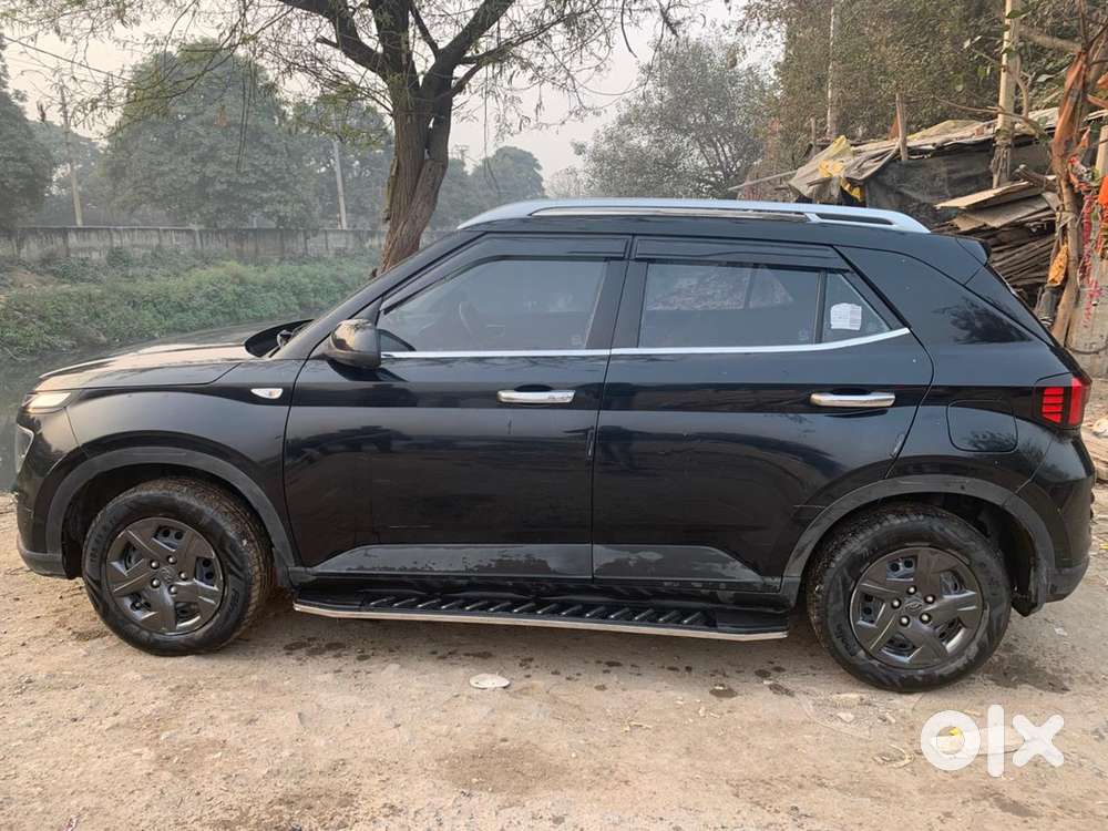 Hyundai Venue Mt 2025