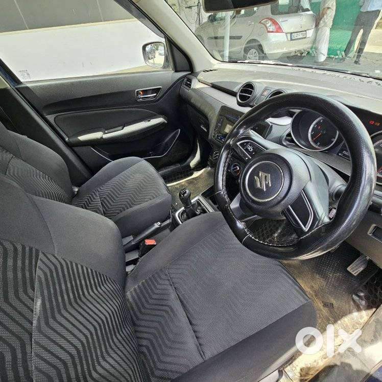 Maruti Suzuki Swift Vvt Vxi, 2022, Petrol