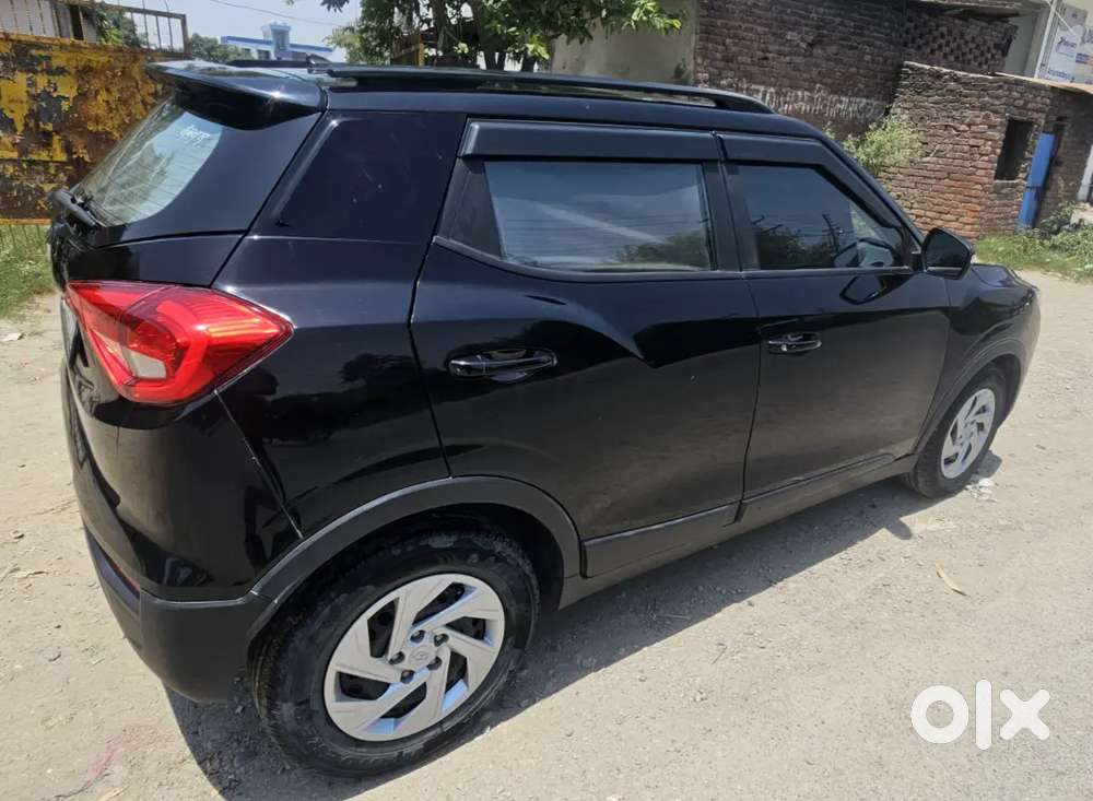 Selling Xuv300 W8 Diesel W8 January 2023 Make