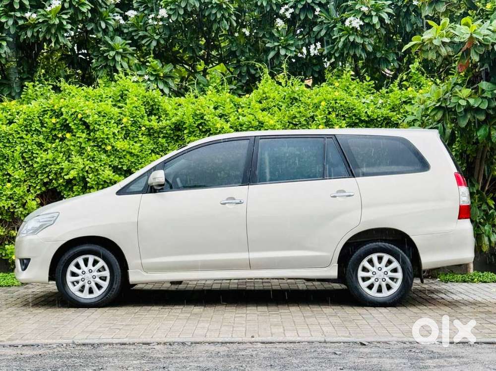 Toyota Innova 2.5 V 7 Str, 2013, Diesel