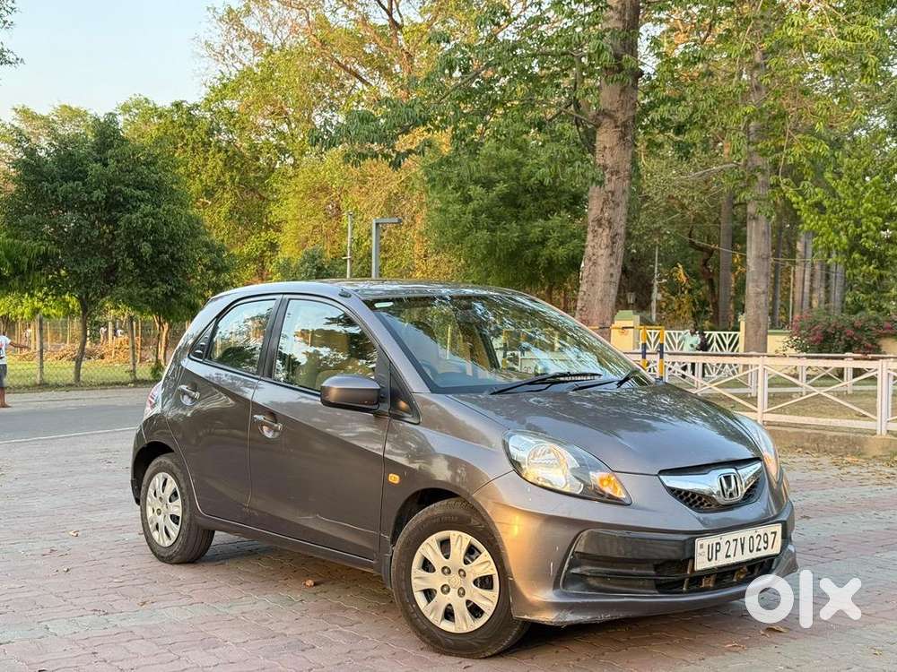 Honda Brio 2013 Petrol Well Maintained