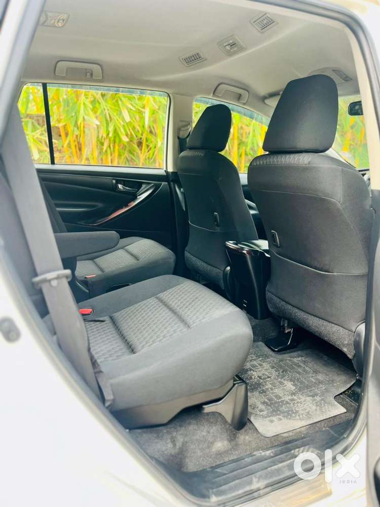 Toyota Innova Crysta 2.8 Gx At, 2016, Diesel