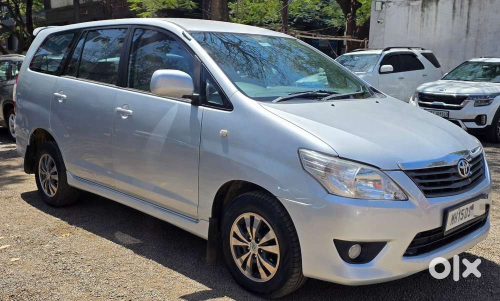 Toyota Innova 2.5 G (diesel) 8 Seater, 2013, Diesel