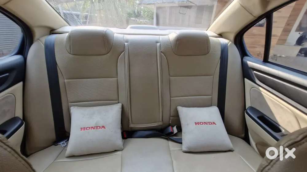 Honda Amaze 2023 Petrol 40000 Km Driven