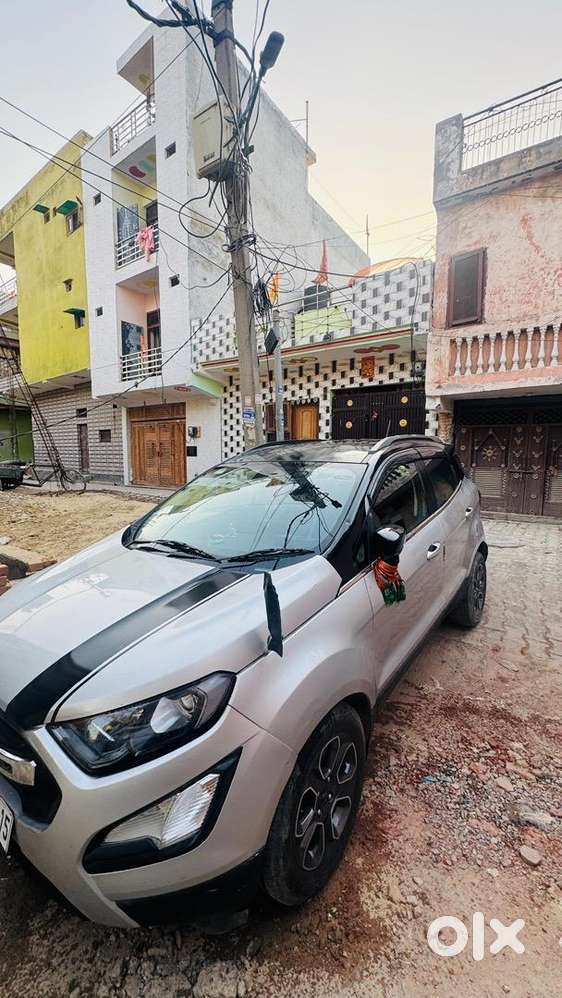 Ford Ecosport 1.5 Diesel Blackroof Edition Top Model