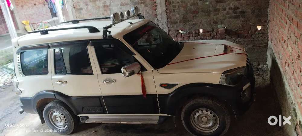 Mahindra Scorpio 2016 Diesel 111000 Km Driven