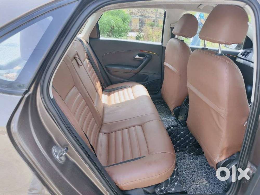 Volkswagen Vento 1.2 Tsi Comfortline At, 2016, Petrol