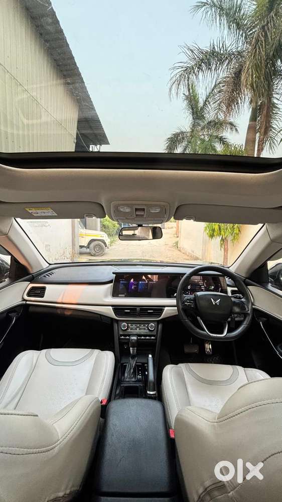 Mahindra Xuv700, 2022, Diesel