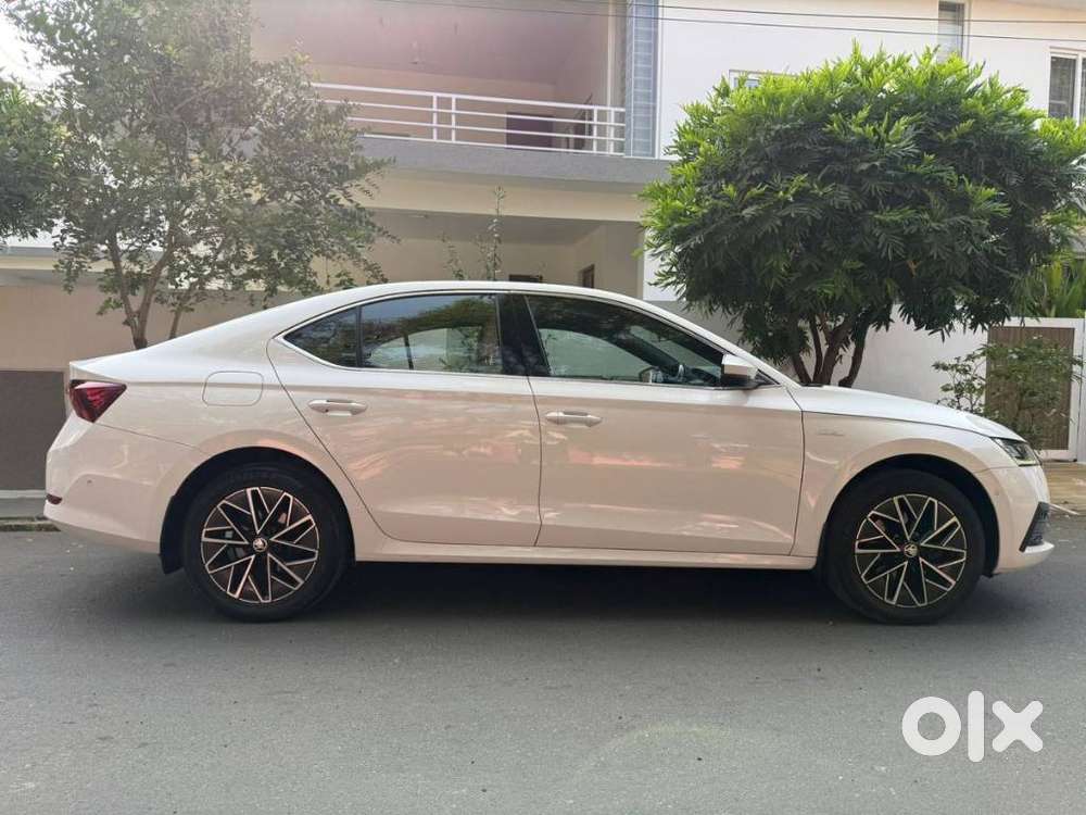 Skoda Octavia 2.0 L K Tsi At, 2021, Petrol