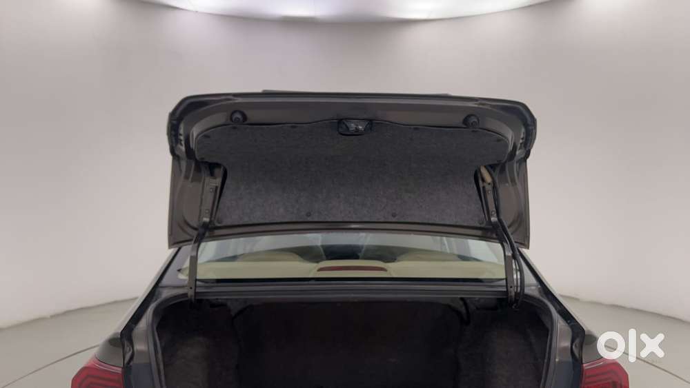 Honda Amaze Vx 1.2 Petrol Cvt, 2022, Petrol