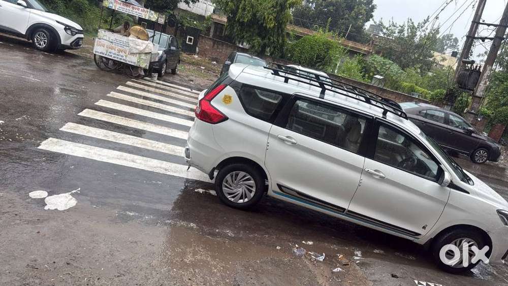 Maruti Suzuki Ertiga Vxi, 2023, Cng & Hybrids