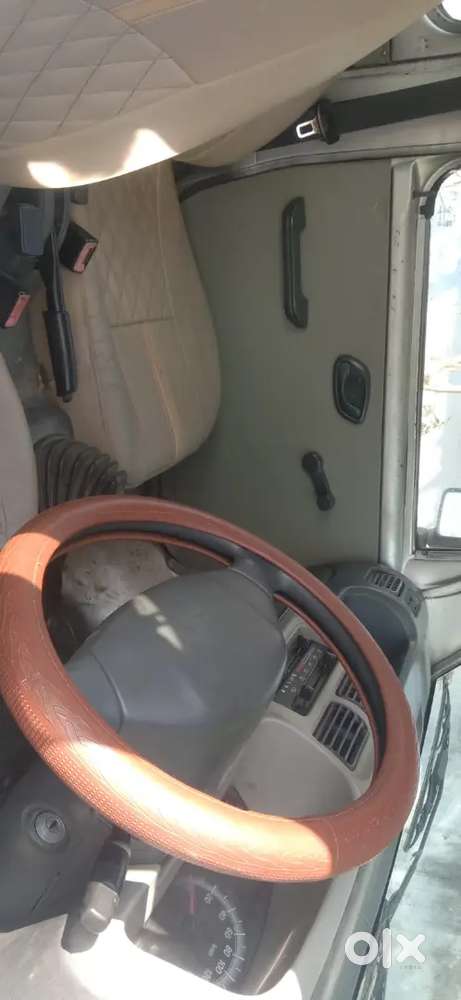 Maruti Suzuki Eeco 2010 Petrol 130000 Km Driven