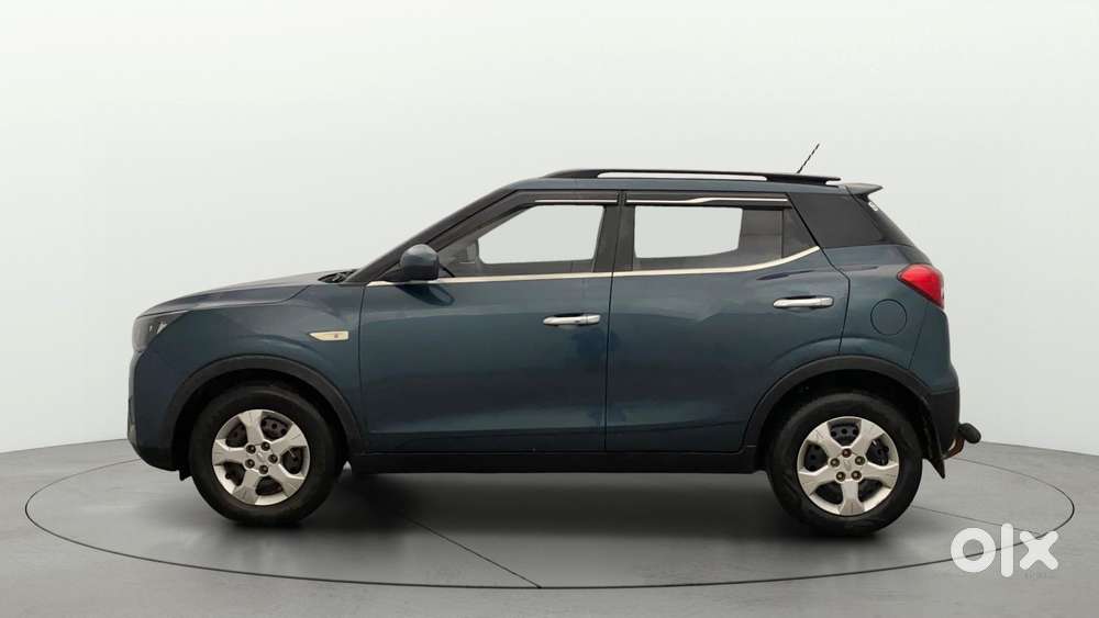 Mahindra Xuv300 1.2 W6 Amt Petrol, 2021, Petrol