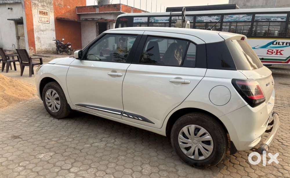 Maruti Suzuki New-gen Swift 2024 Petrol Well Maintained
