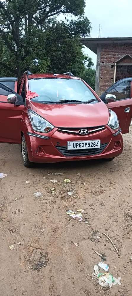 Hyundai Eon Magna 2013 Variant