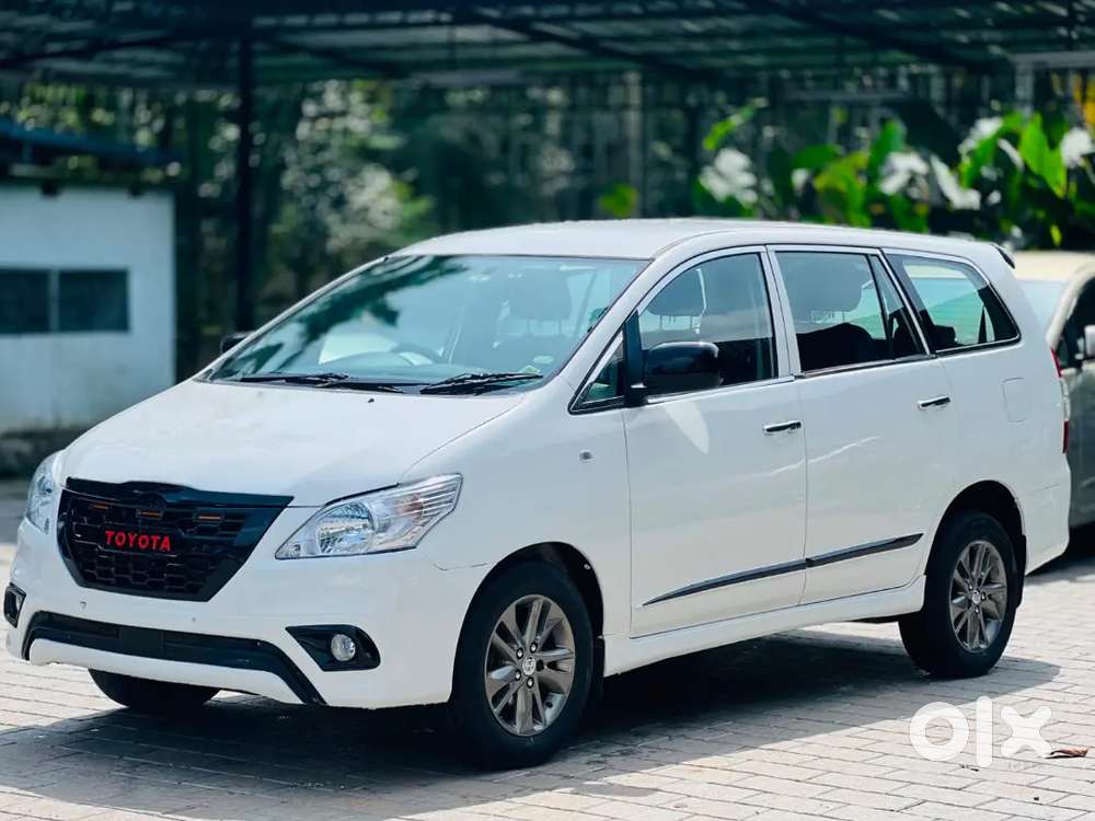 Toyota Innova Diesel 2015