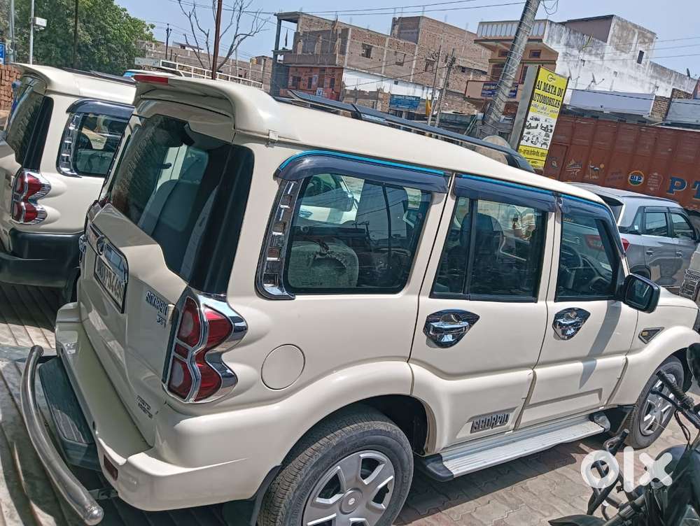 Mahindra Scorpio [ ] 2.2 S5, 2022
