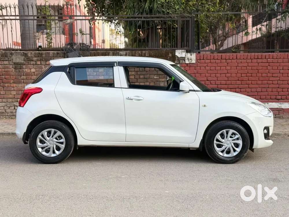 2020 Maruti Suzuki Swift Lxi Petrol