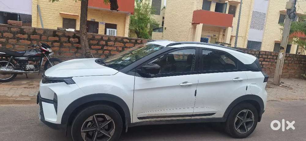 Tata Nexon Creative Plus 2026