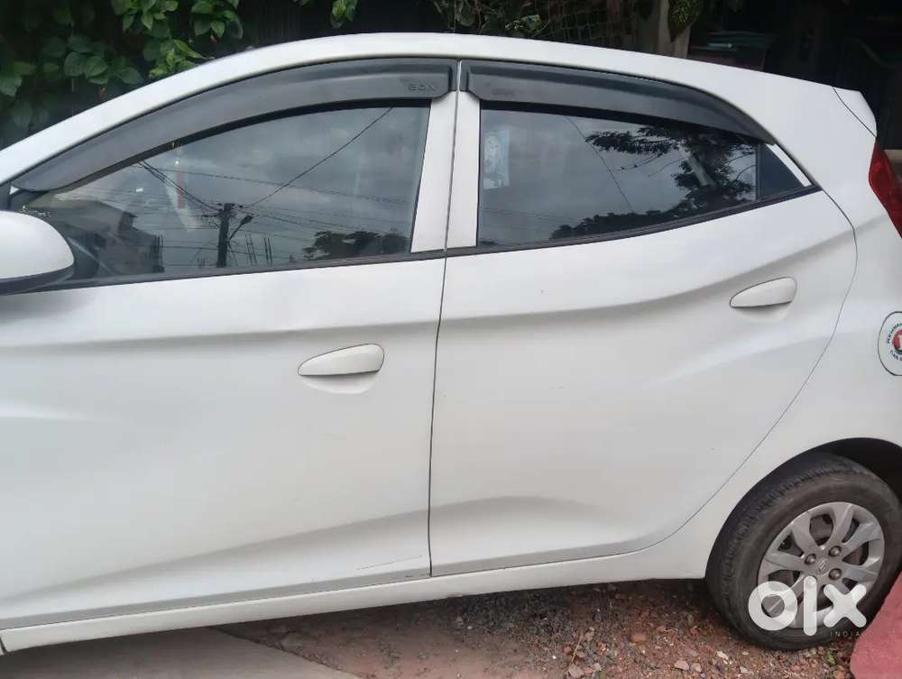 Hyundai Eon 2016 Sportz Petrol