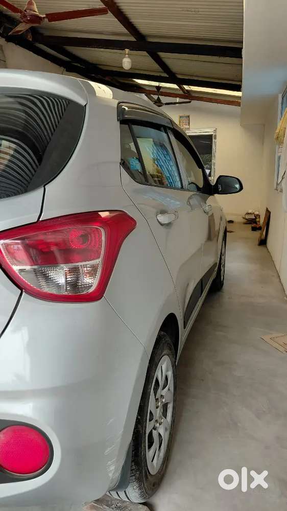 Hyundai Grand I10 2018 Petrol 12125 Km Driven