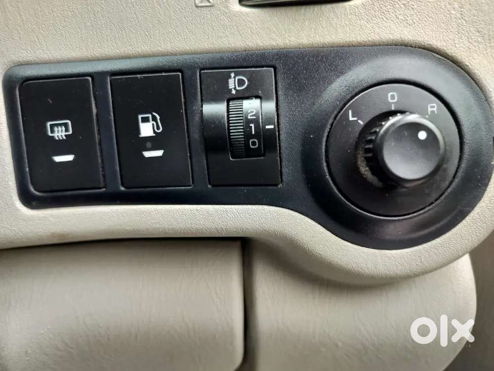 Mahindra Scorpio S10 2017