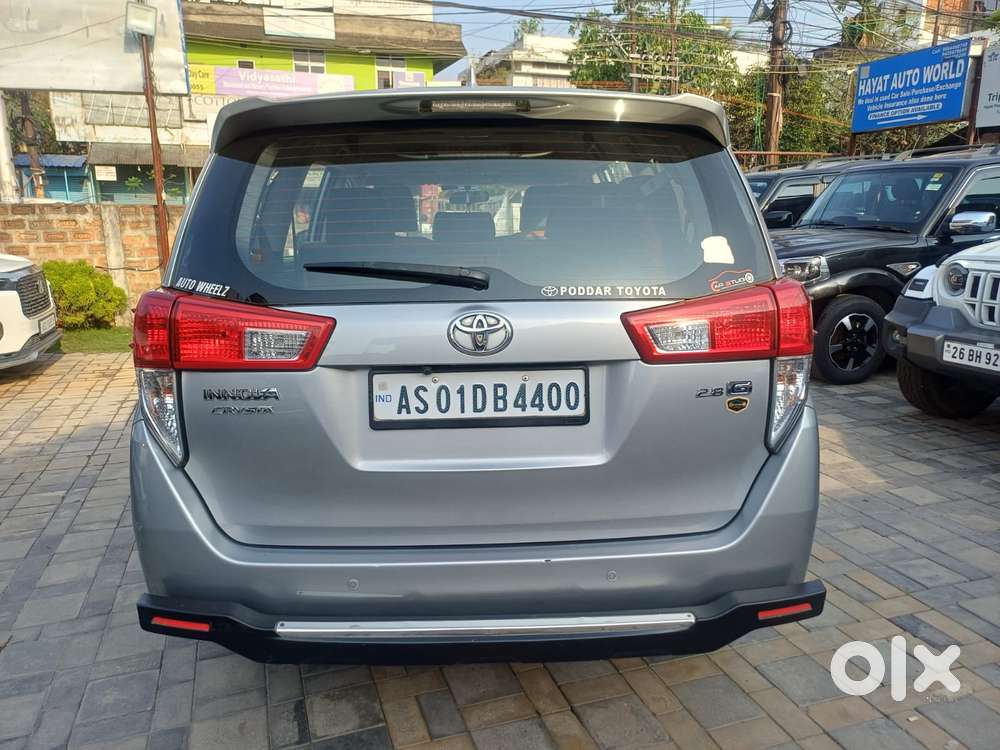Toyota Innova Crysta 2.8 Gx At 8 Seater, 2016, Diesel