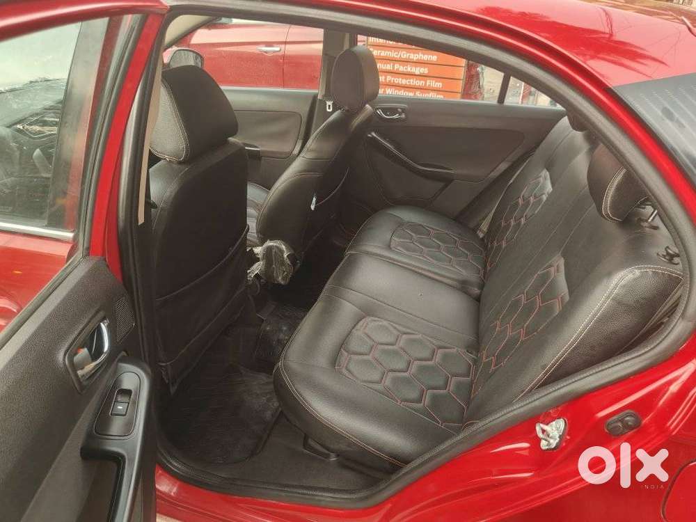 Tata Bolt Revotron Xt, 2016, Petrol